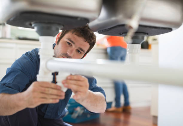 Best Hot Water Heater Installation  in Everett, MA