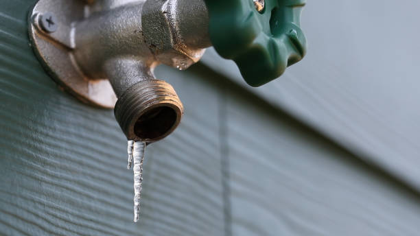 Best Emergency Plumber  in Everett, MA